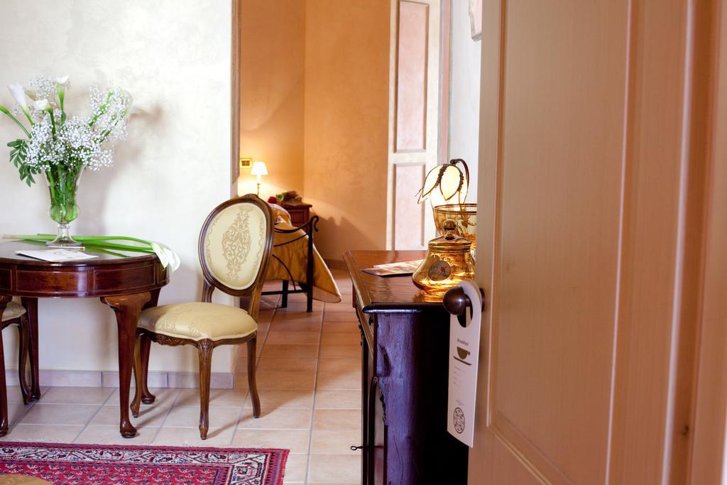 Hotel Villa Torre Antica アーテナ・ルカーナ エクステリア 写真